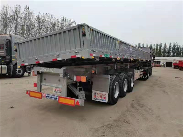 集裝箱自卸半掛車價(jià)格